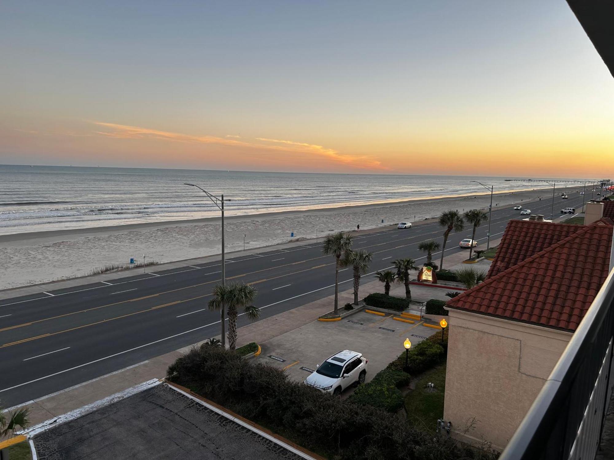 Amazing And Spectacular Ocean And Beach Views In Galveston Exteriér fotografie